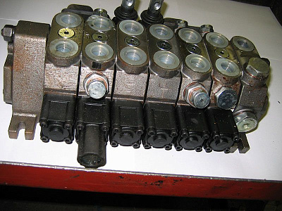 Гидрораспределитель DCV-50/6 IS 010 190 S F4 - Gidrorul