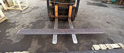 Нож ковша 20х200х2500 (1 скос) 500НВ, China - Gidrorul