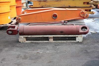 Гидроцилиндр стрелы для Амкодор ТО-28 (КГЦ473.140-80-800 (L=1325)) - Gidrorul