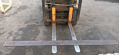 Нож ковша 20х150х2500 (1 скос) 500НВ, China - Gidrorul