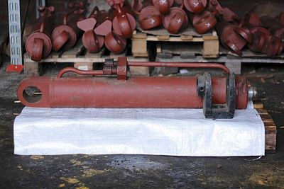 Гидроцилиндр  подъёма стрелы для фронтального погрузчика ТО-18Б (КГЦ369.125-60-710) (ТО-18Б.06.05.000) - Gidrorul