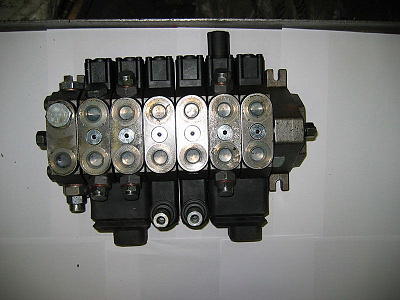 Гидрораспределитель DCV-50/6 IS 010 190 S F4 - Gidrorul