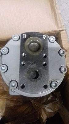 Гидронасос правый А1-56/25.03 - Gidrorul